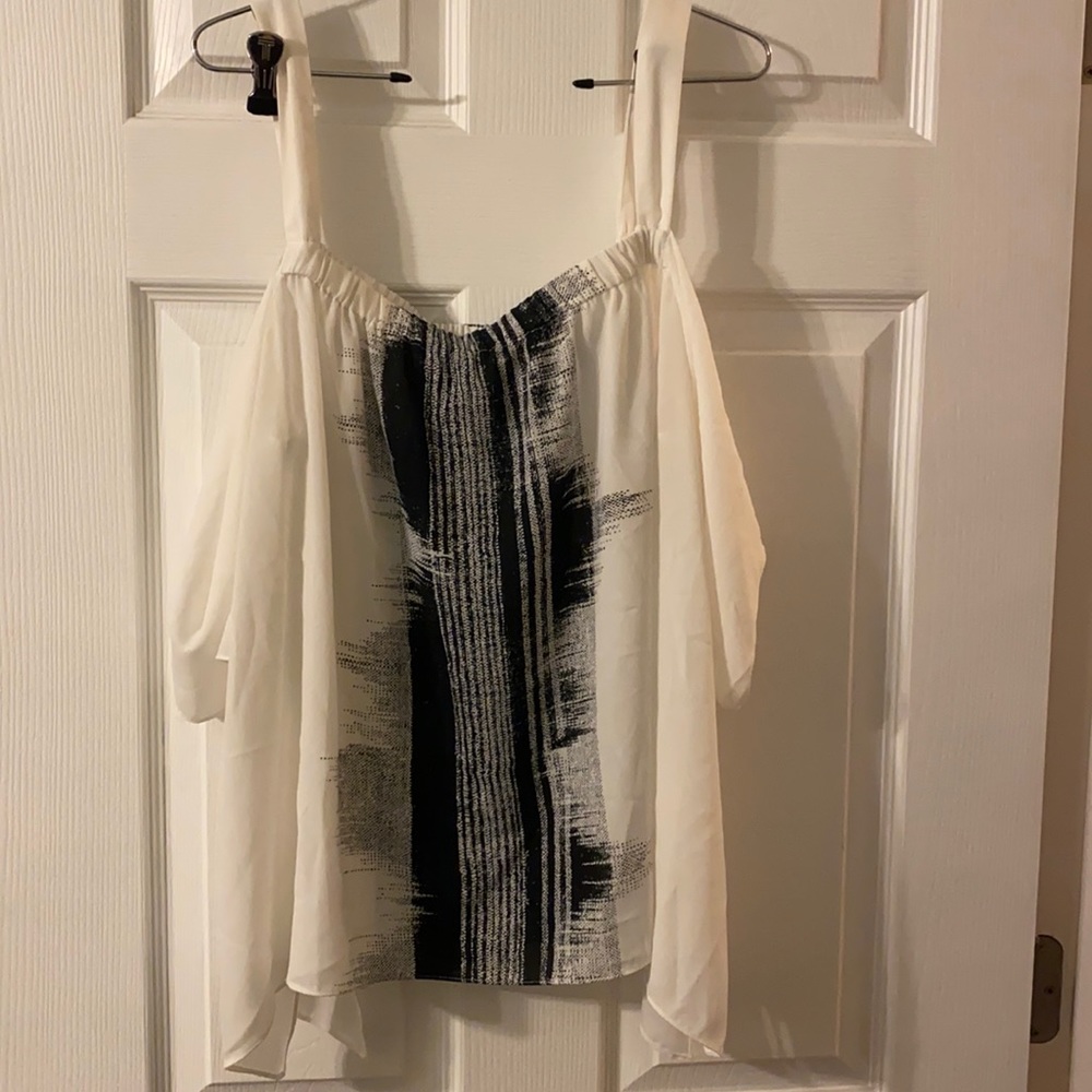 Vince Camuto top